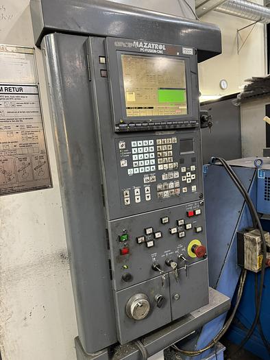 Used BRUGT VERTIKALT BEARBEJDNINGSCENTER FABR. MAZAK, MODEL VTC 200 B