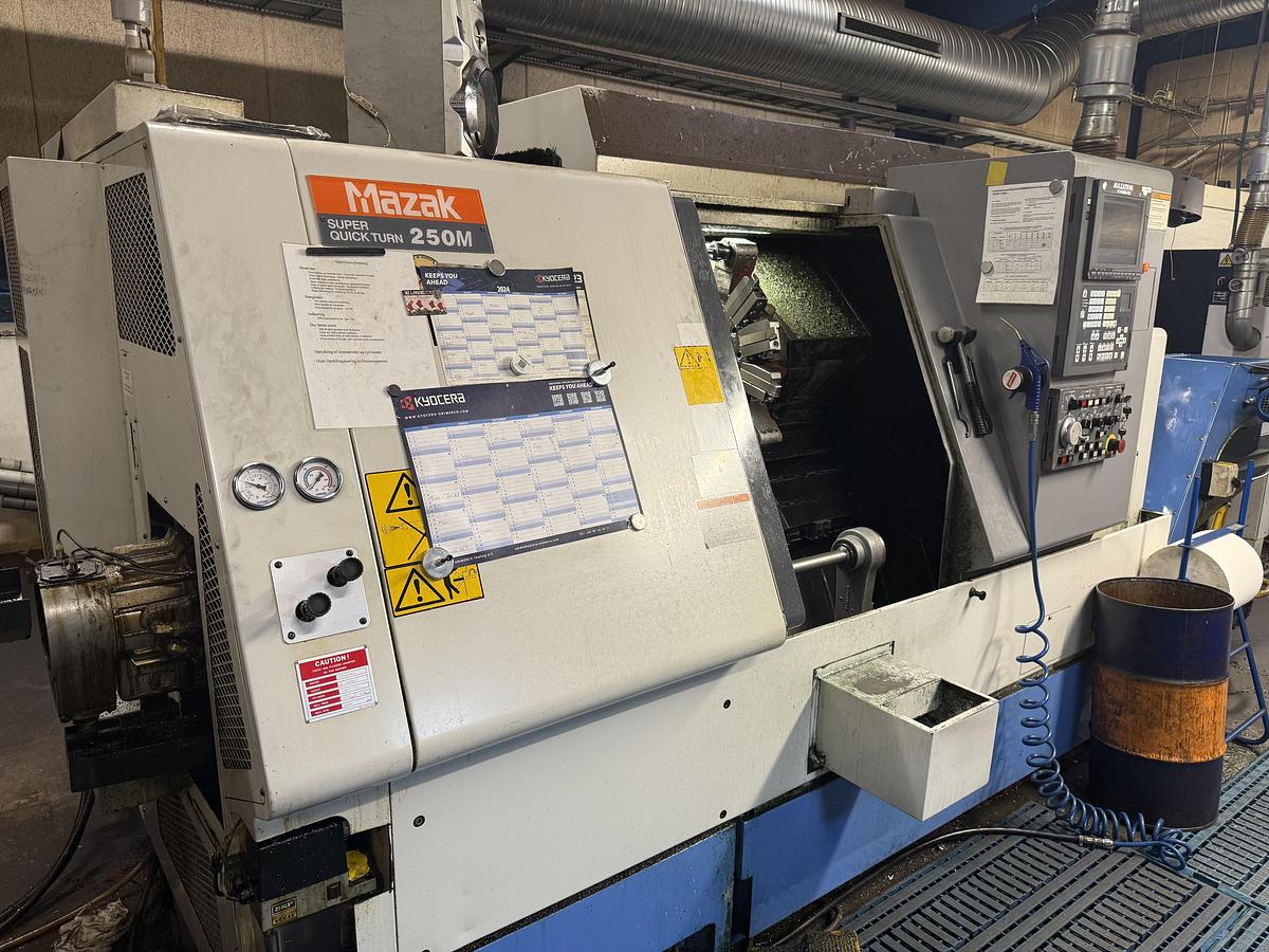 Used BRUGT CNC-DREJEBÆNK FABR. MAZAK, MODEL SQT 250 M-1000 L