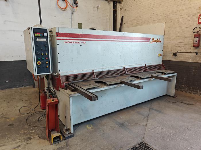 Used BRUGT HYDRAULISK MASKINSAKS FABR. BAYKAL, MODEL MGH 3100 x 10