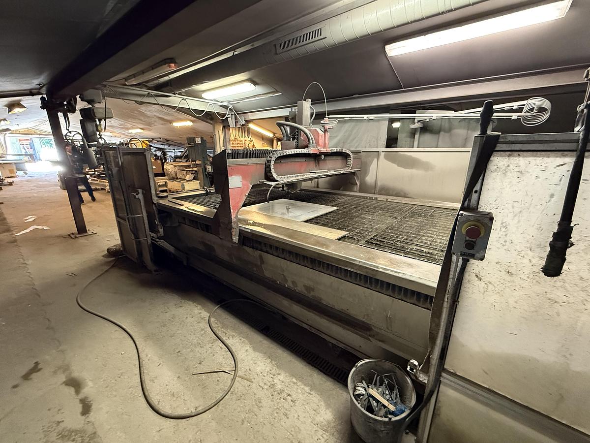 Used BRUGT CNC-VANDSKÆRER FABR. BELOTTI, MODEL CPT 4020 5X