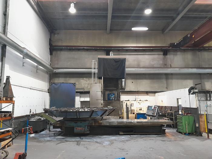 Used BRUGT CNC-BEDFRÆSER MANUF. JUARISTI, MODEL TS 5