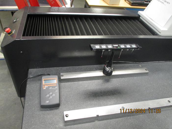 Used BRUGT KOORDINAT MÅLEMASKINE FABR. MITUTOYO, MODEL CRYSTA-APEX C9106