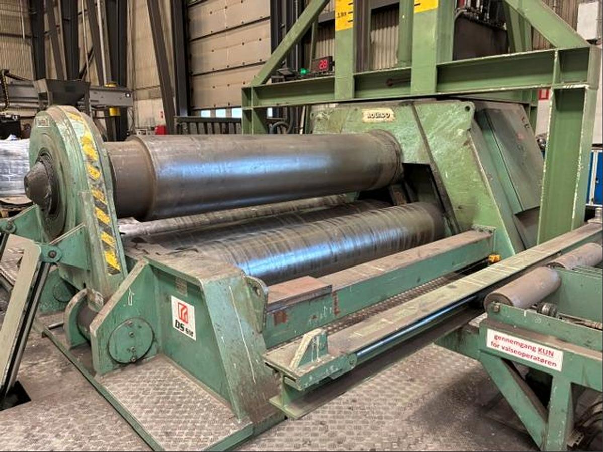Used USED CNC-BENDING ROLL MANUF. ROUNDO, MODEL PAS 700