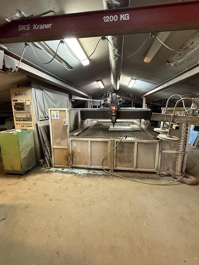 Used BRUGT CNC-VANDSKÆRER FABR. BELOTTI, MODEL CPT 4020 5X