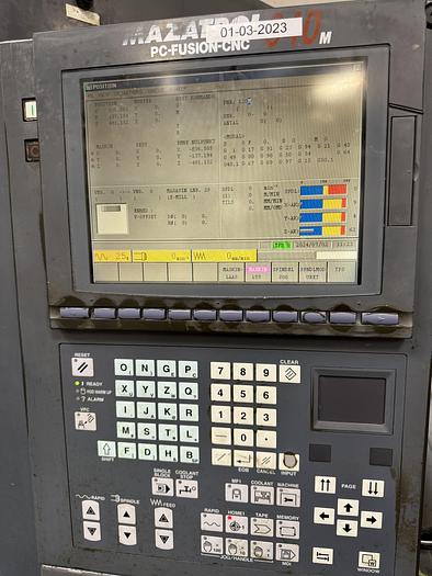 Used BRUGT VERTIKALT BEARBEJDNINGSCENTER FABR. MAZAK, MODEL FJV 250