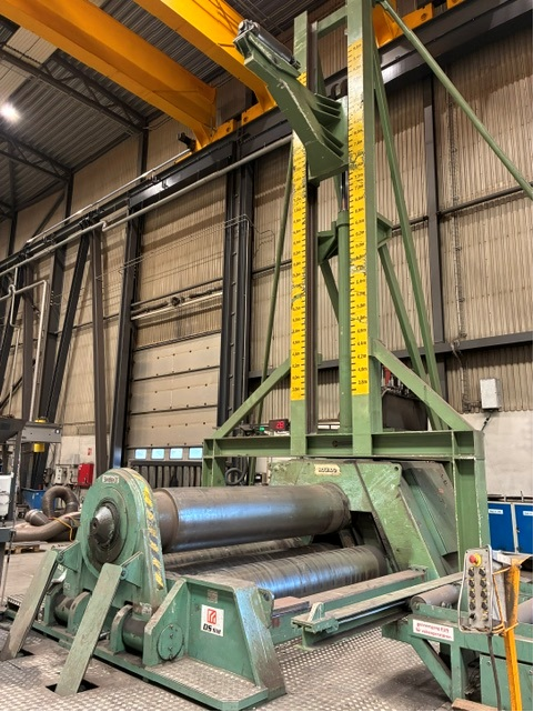 Used USED CNC-BENDING ROLL MANUF. ROUNDO, MODEL PAS 700
