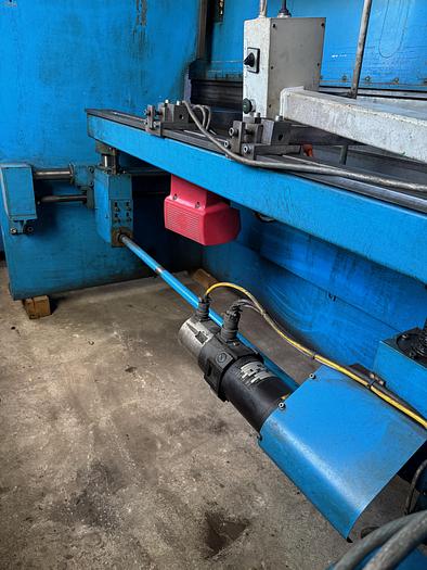 Used BRUGT CNC-KANTPRESSE FABR. FINNPOWER/JAROMET