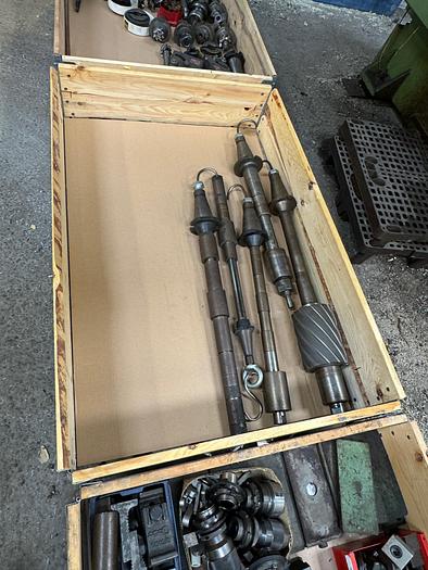 Used BRUGT UNIVERSALFRÆSER FABR LAGUN, MODEL FU 2000