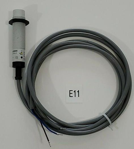 *NEW NO BOX* TELEMECANIQUE XT218A1PAL2 PNP CAPACITIVE PROXIMITY SENSOR WARRANTY