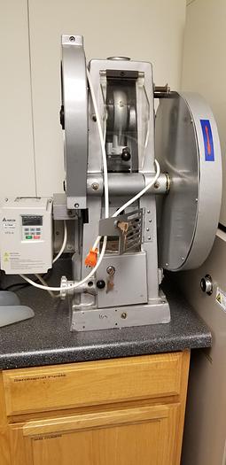 Used Single Station Tablet Press - Table Top 