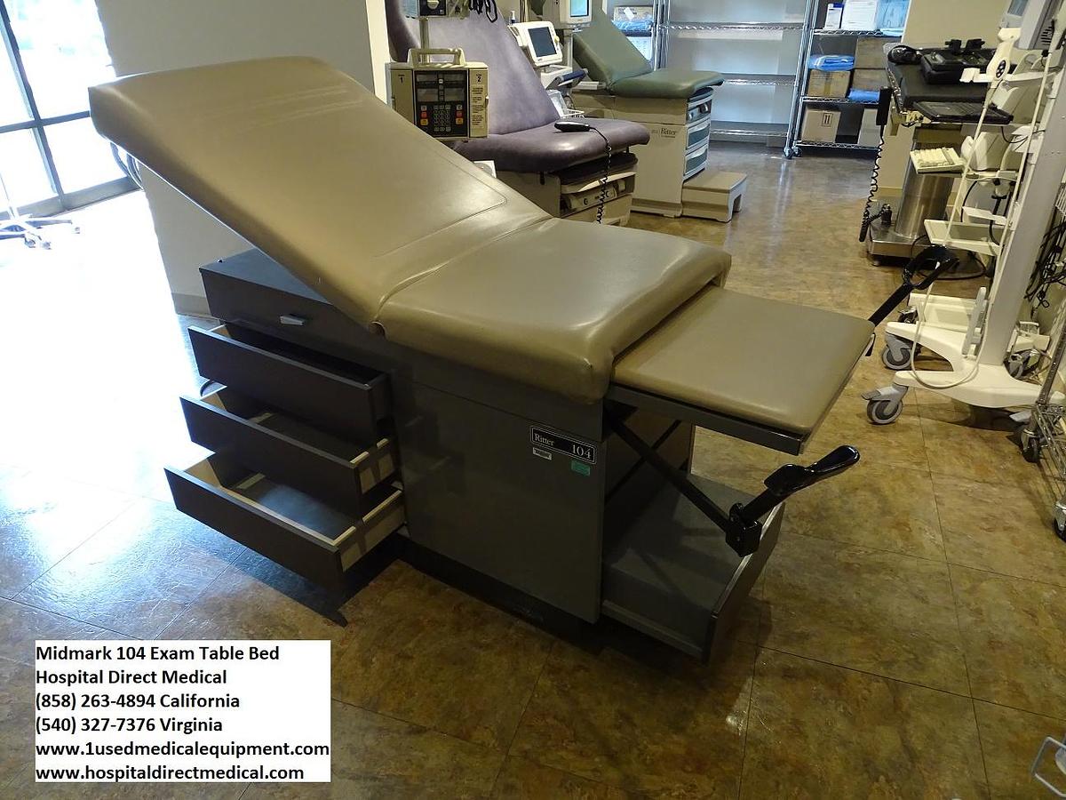 Used Midmark 104 Exam Table