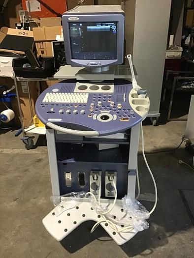 Gebraucht 2009 ULTRASCHALLGERÄT GE VOLUSON 730 PRO