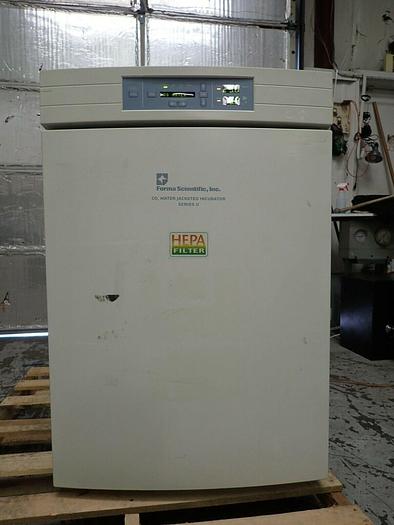 Used Forma Scientific Model 3110 HEPA Series II CO2 Water Jacketed Incubator