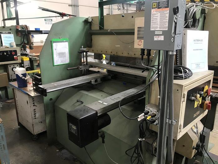 Used 1991 35 Ton Adira QHA-3220 CNC Press Brake