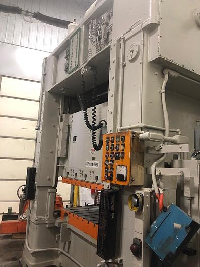 Used 200 TON MINSTER SSDC PRESS