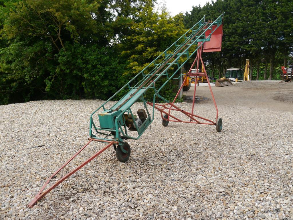 Used Gryphon Bale Elevator