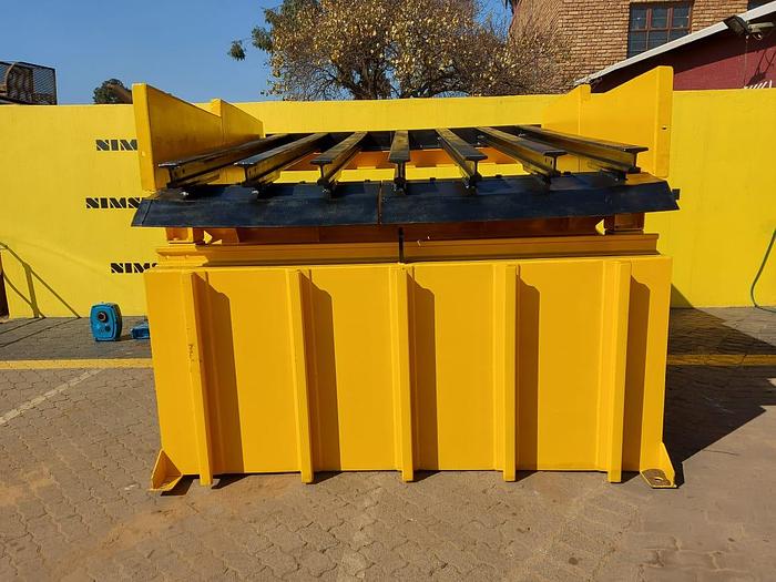Used Grizzly Pan Feeder