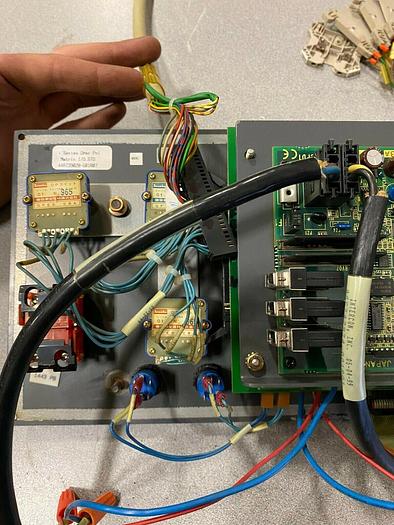 Used FANUC i SERIES OPERATOR PANEL 44A739028-G01R07