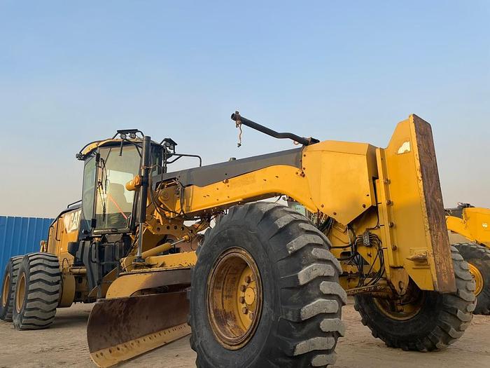 Used 2011 CAT 14M