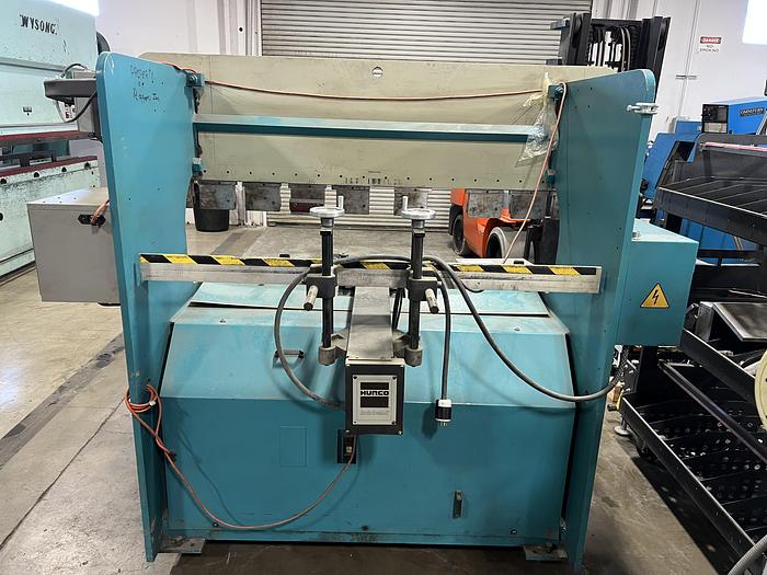 Used 35 Ton x 6' Adira CNC Hydraulic Press Brake