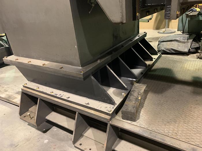 Used PEMA MODEL 5000 CR 11,240 LB CAPACITY 4TH & 5TH AXIS DROP CENTER WELDING POSITIONER OR FOR MACHINING APPLICATIONS