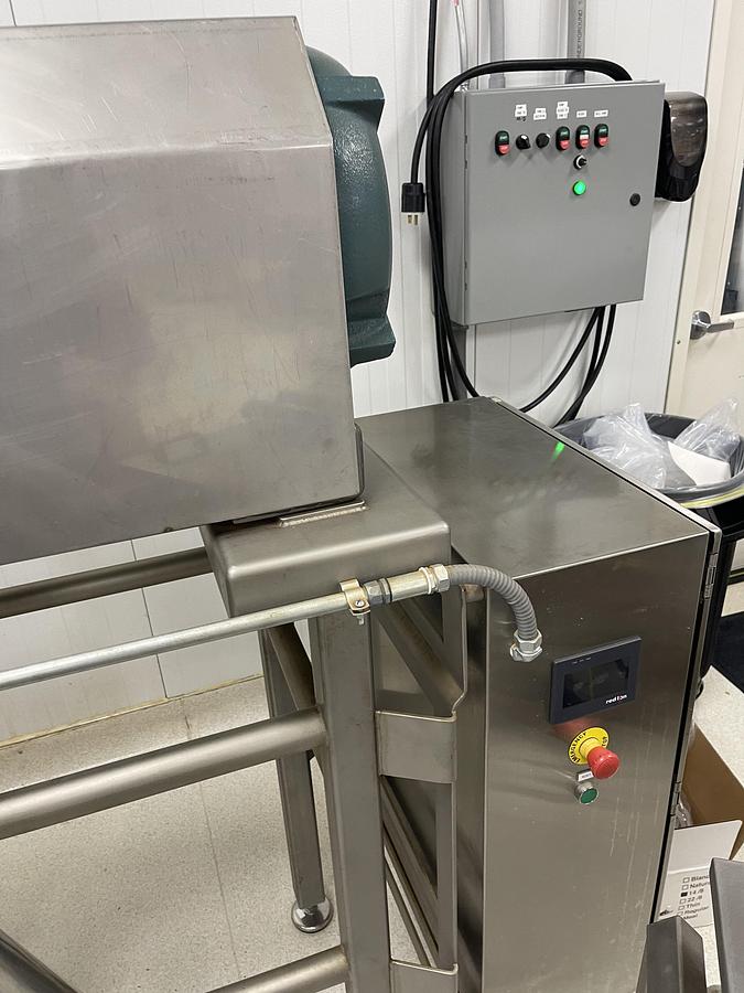 Used AC Horn Nut Butter Mill