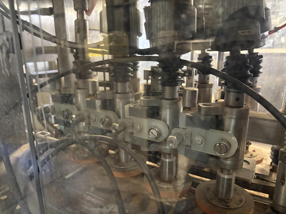 Used Pack West Auto 200 Cap Torquer