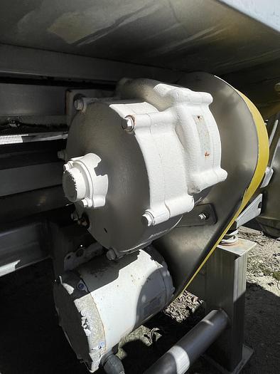 Used Commercial Mfg. 30'' Wide x 78'' Long Stainless Steel Dewatering Shaker