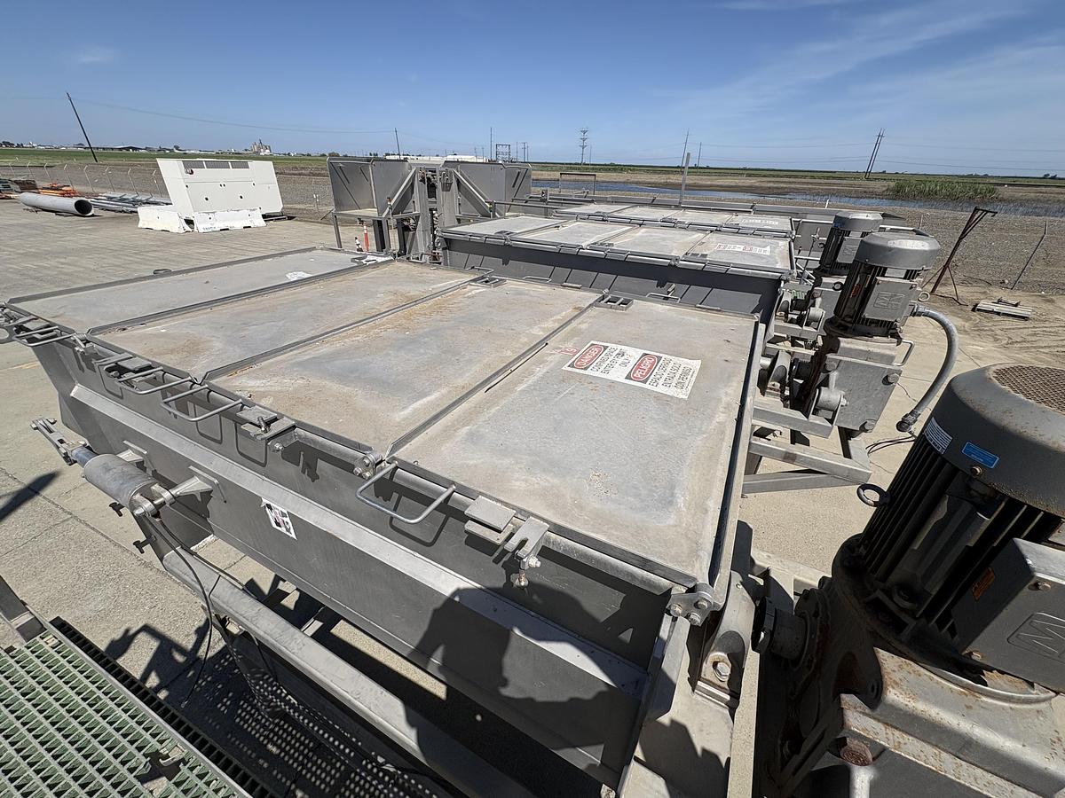 Used MTC 850 Gal Capacity Ribbon Blender