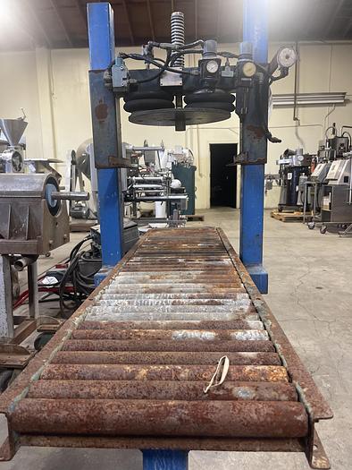 Used Pail Lid Press Dot/Un Model