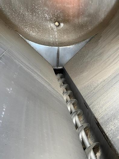 Used 8,000 Gallon DeLaval Horizontal Storage Tank with Bottom Auger