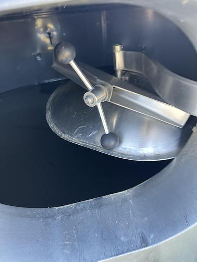 Used 1,750 Mueller Vertical Stainless Steel Jacketed Tank