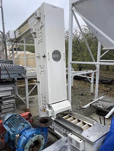 Used Deamco Overlapping Bucket Elevator