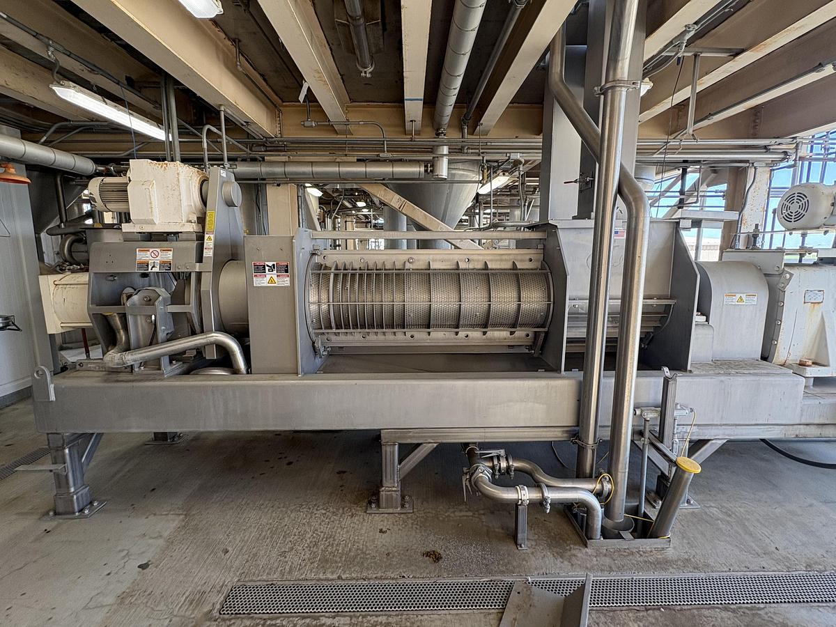 Used 2009 Bepex -Rietz S-Press Model RSP-16-K2