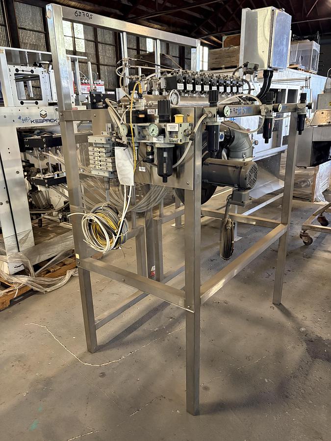 Used Epak 18 Station Stainless Steel Inline Bottle Air Rinser / Cleaner