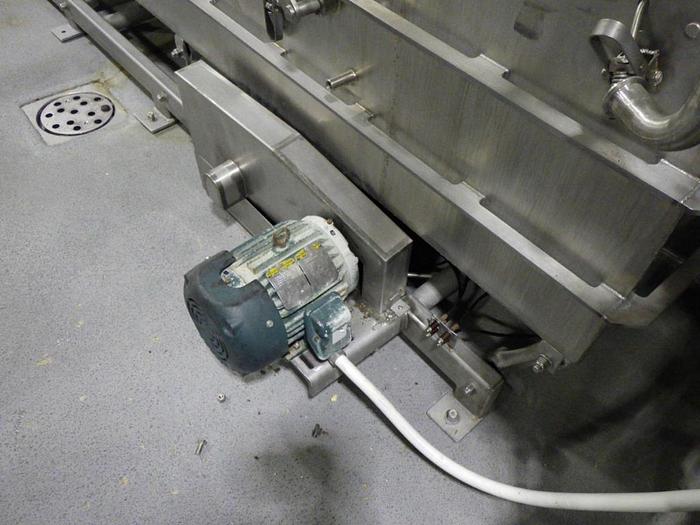 Used 11' Long x 48" Wide Stainless Steel Dewatering Vibratory Shaker
