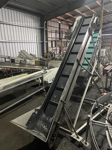 Used 10" Wide x 10.5 Long Flighted Incline Conveyor