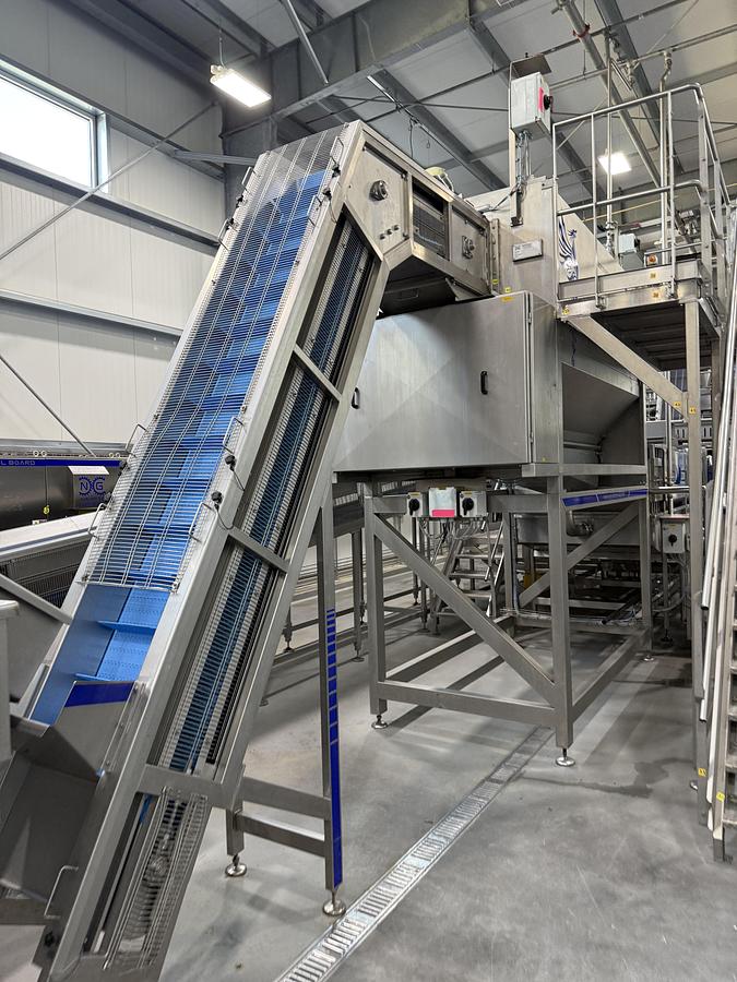 Used Navatta Complete Hot Fill Cup line