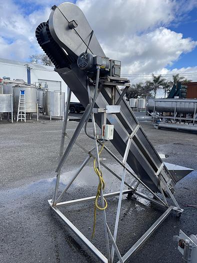 Used 10" Wide x 10.5 Long Flighted Incline Conveyor
