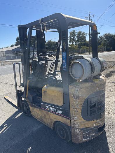 Used Caterpillar Fork Lift 
