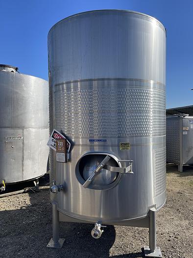 Used 1,750 Mueller Vertical Stainless Steel Jacketed Tank