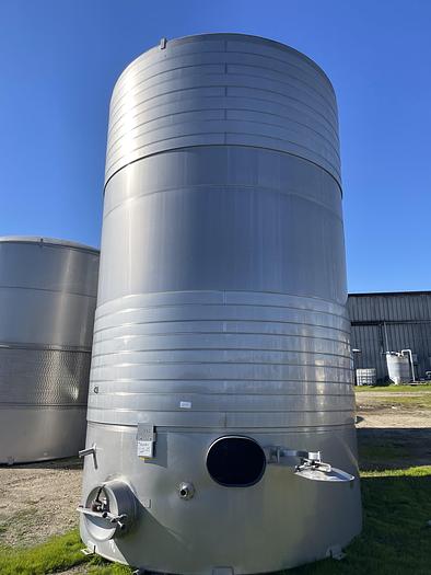 Used 11,900 Gallon Vertical Stainless Steel Wine Tank