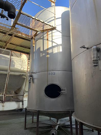 Used 4,400 Gallon Vertical Stainless Steel Storage Tanks