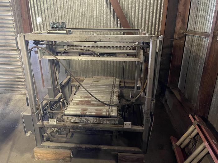 Used Vantage Pack Tray Packer