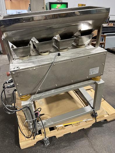 Used Vertical Form Fill & Seal Bagger