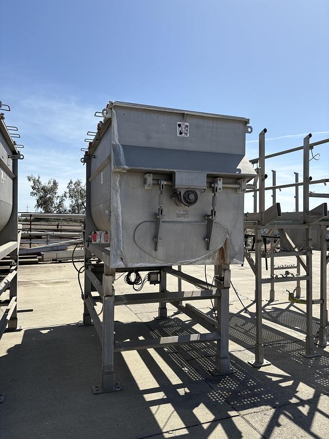 Used MTC 850 Gal Capacity Ribbon Blender