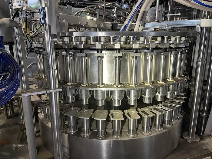 Used 2008 Zacmi -40 External Valve Vacuum Filler