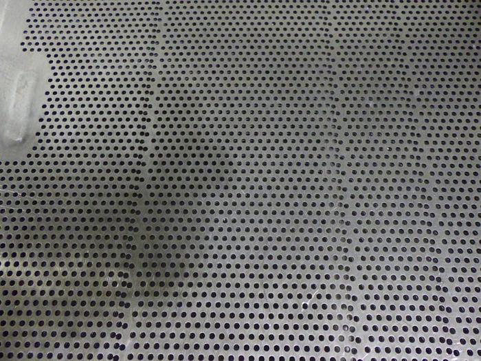 Used 11' Long x 48" Wide Stainless Steel Dewatering Vibratory Shaker