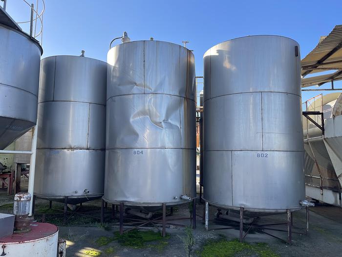 Used 4,400 Gallon Vertical Stainless Steel Storage Tanks