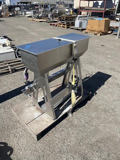 Used 6 Head Stainless Steel Wine Gravity Filler